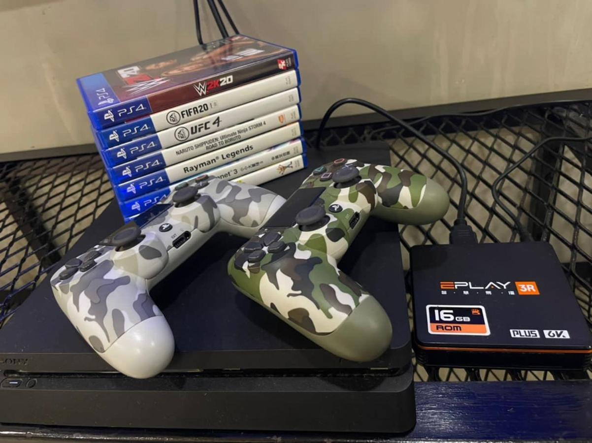 关丹R3Trohouse 3Br 8Pax Ps4,Pool Table,Netflix别墅 外观 照片